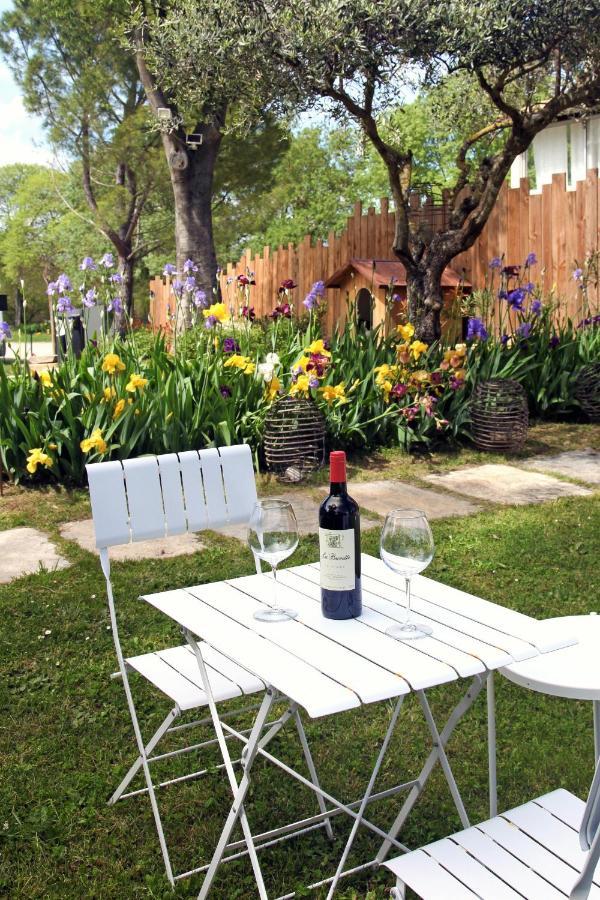 La Magnanerie d'Hôtes ,le jardin secret Sauve Exterior foto