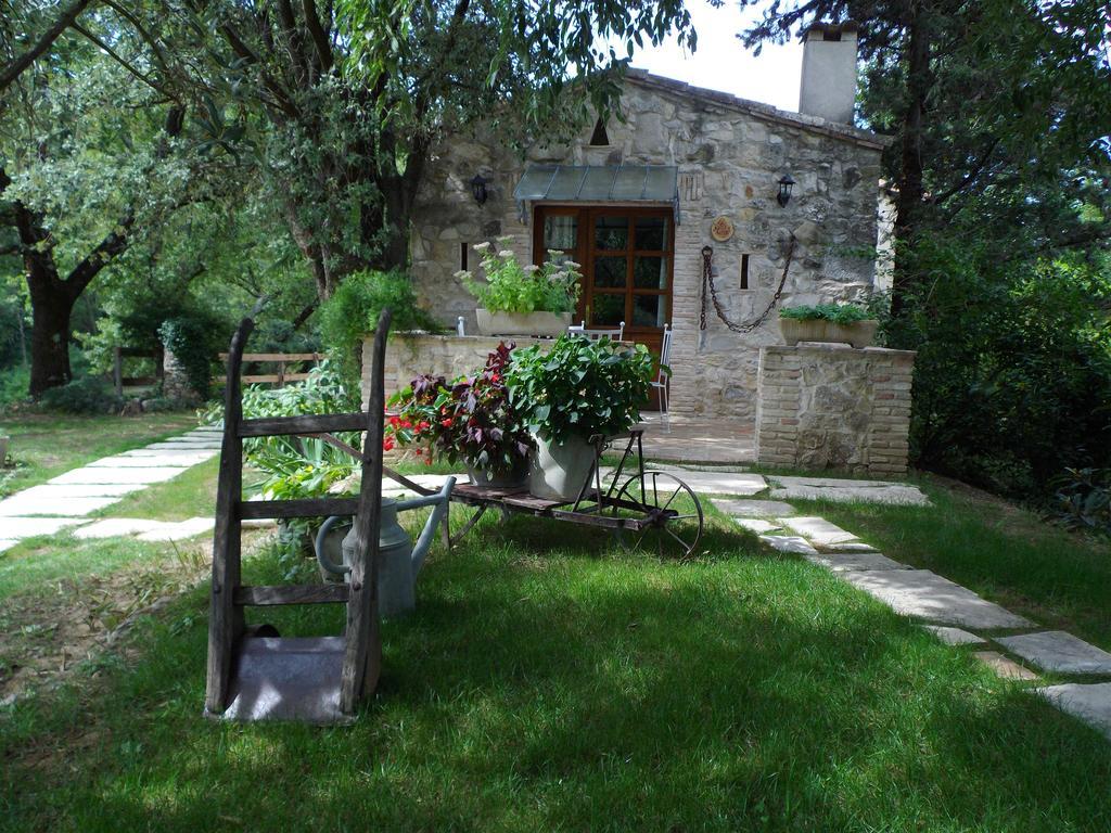 La Magnanerie d'Hôtes ,le jardin secret Sauve Exterior foto
